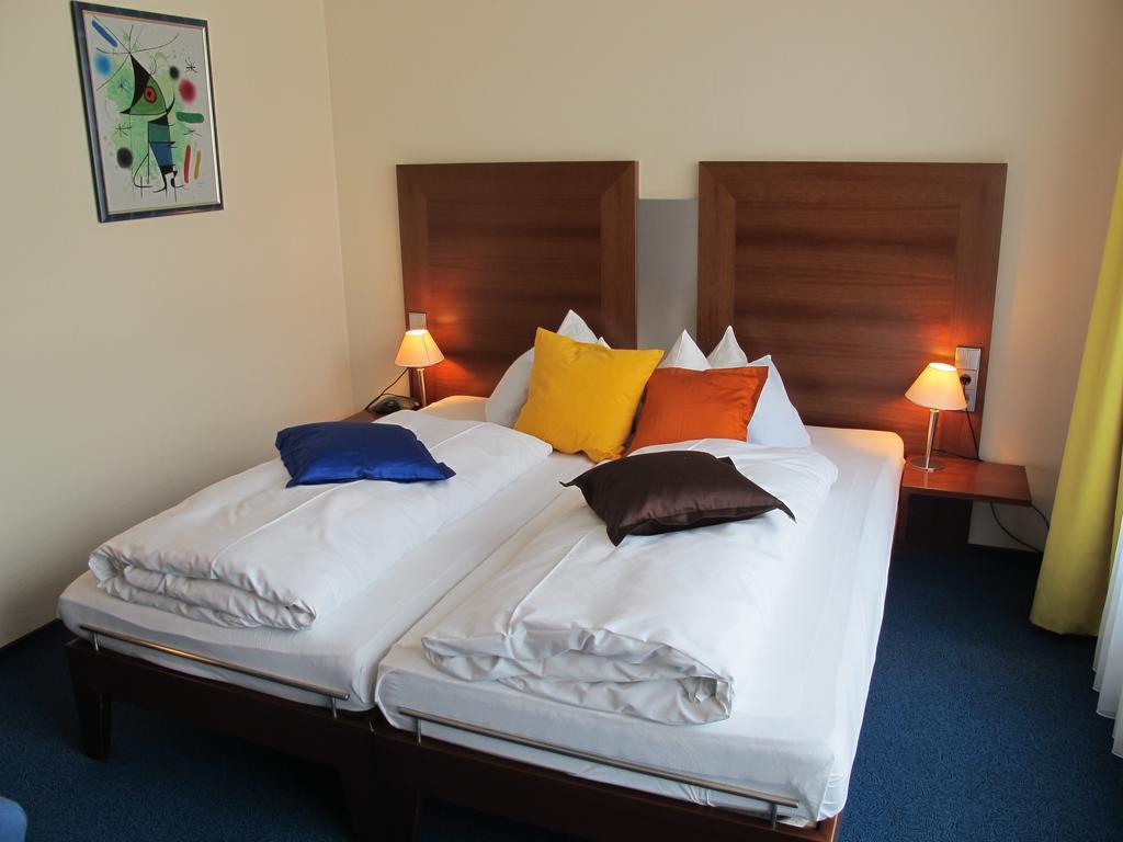 Garni-Hotel Sailer&Hotel Sailer´s Villa Rottweil Rum bild